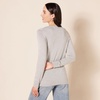 Amazon Essentials Women’s Regular-Fit Lightweight Long-Sleeve V-Neck Sweater, Ribbed, Cozy Soft (Available in Plus Size)(Light Grey Heather)