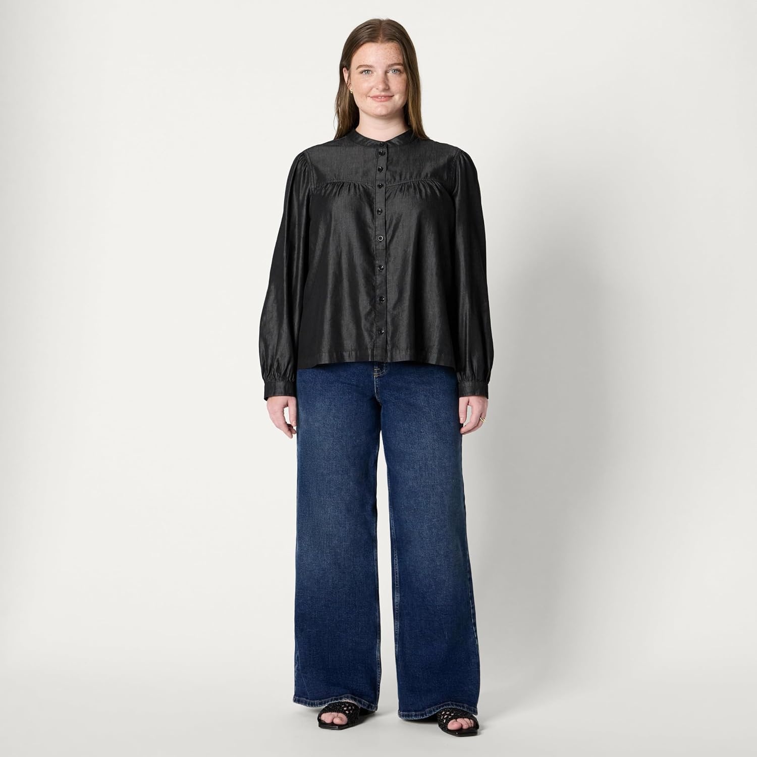 image:imageAmazon Essentials Womens Relaxed Fit Denim Chambray LongSleeve Tunic Top with Blouson Sleeves Cotton Lyocell BlendBlack Wash