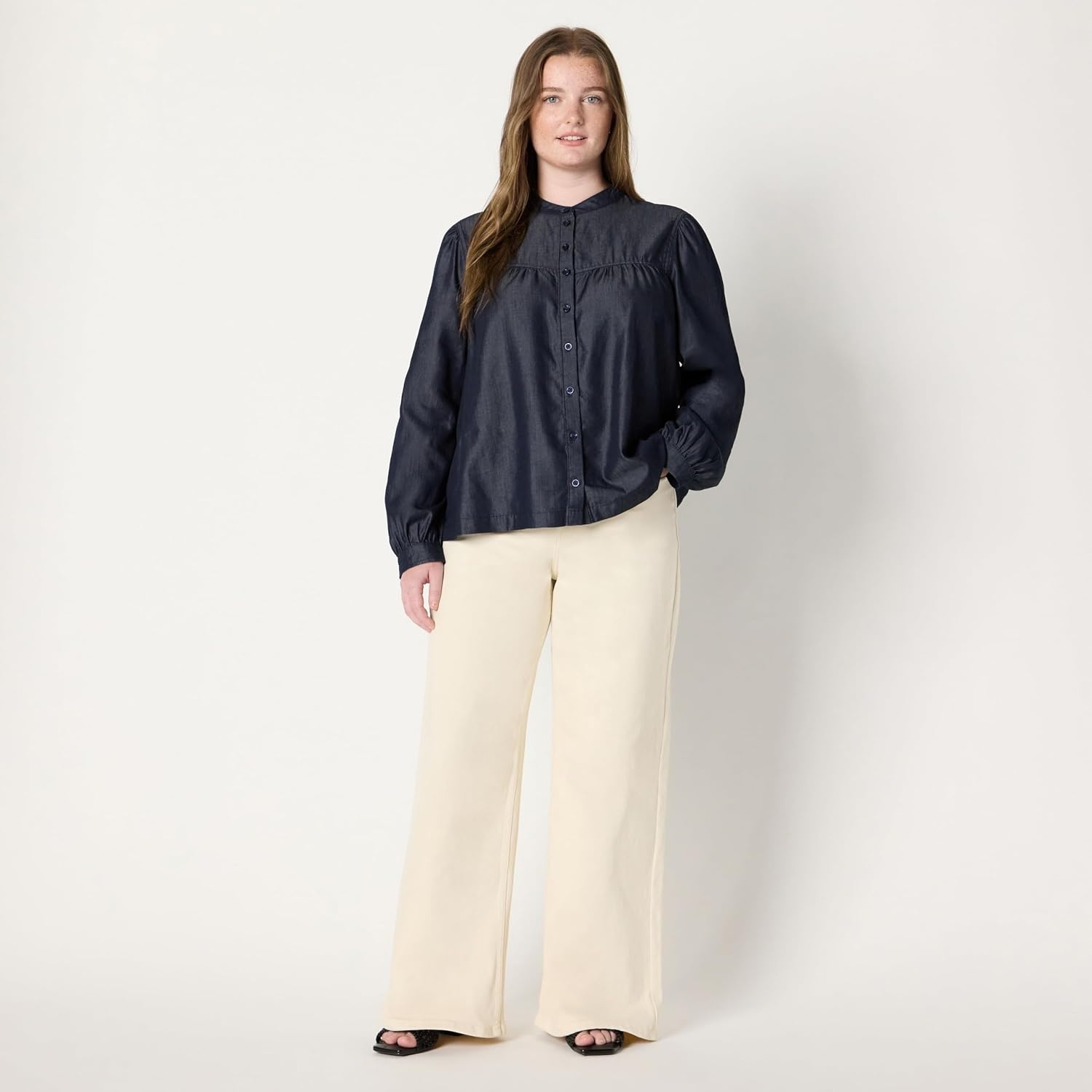 image:imageAmazon Essentials Womens Relaxed Fit Denim Chambray LongSleeve Tunic Top with Blouson Sleeves Cotton Lyocell BlendRinse