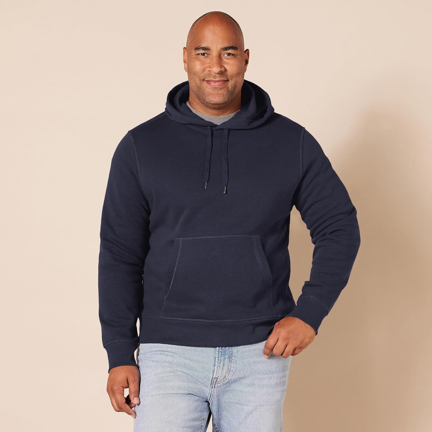 image:imageAmazon Essentials Mens Heavyweight Relaxed Fit Pullover Hooded Sweatshirt Warm Fleece with Brushed InteriorNavy