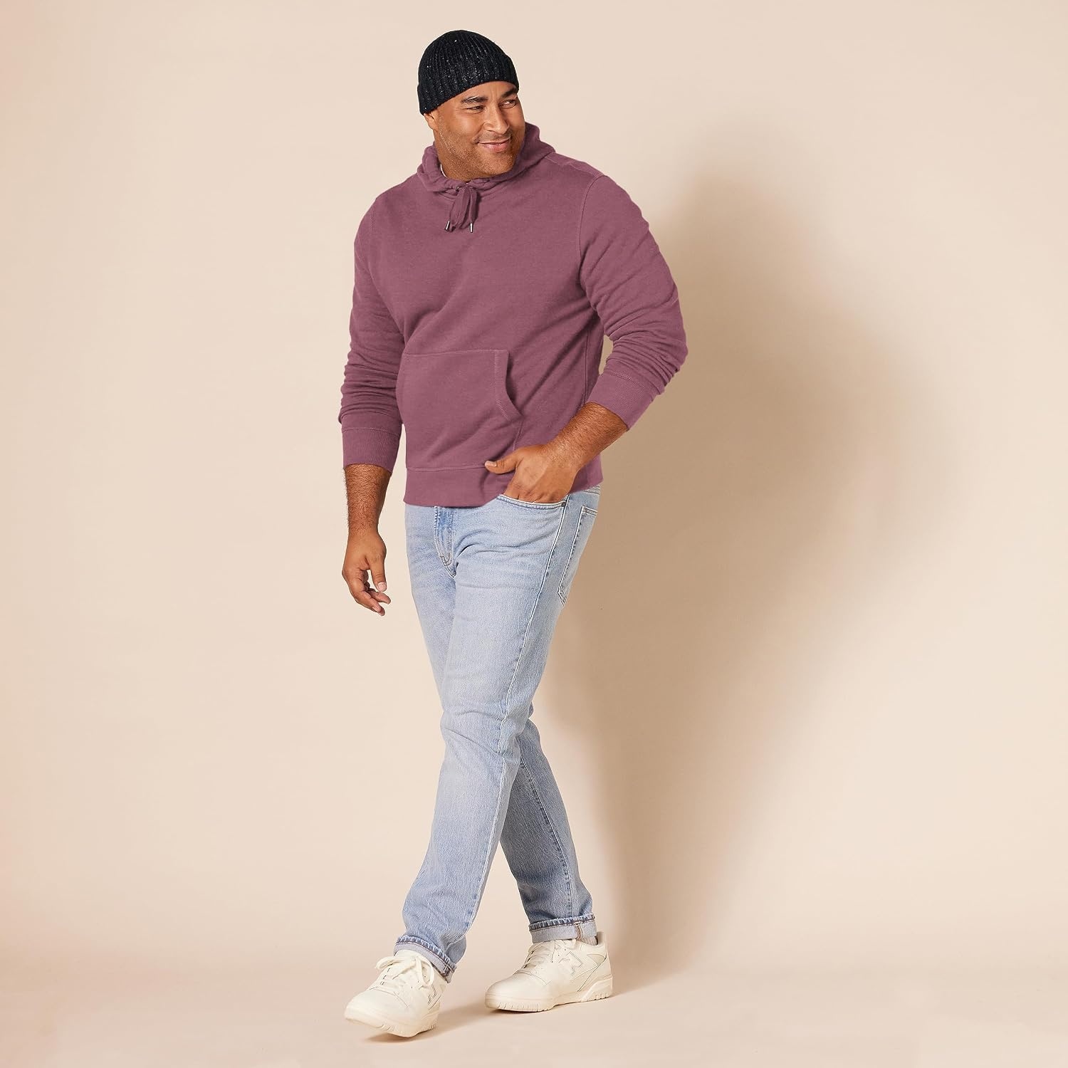 image:imageAmazon Essentials Mens Heavyweight Relaxed Fit Pullover Hooded Sweatshirt Warm Fleece with Brushed InteriorPurple