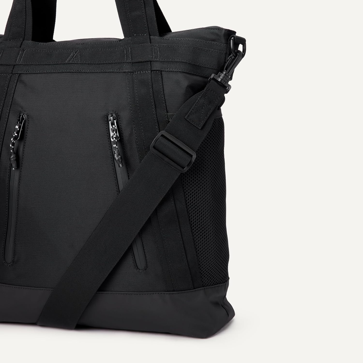 image:imageAmazon Essentials Unisex Adults Convertible Nylon Backpack Tote with Adjustable Straps for Men and WomenBlack