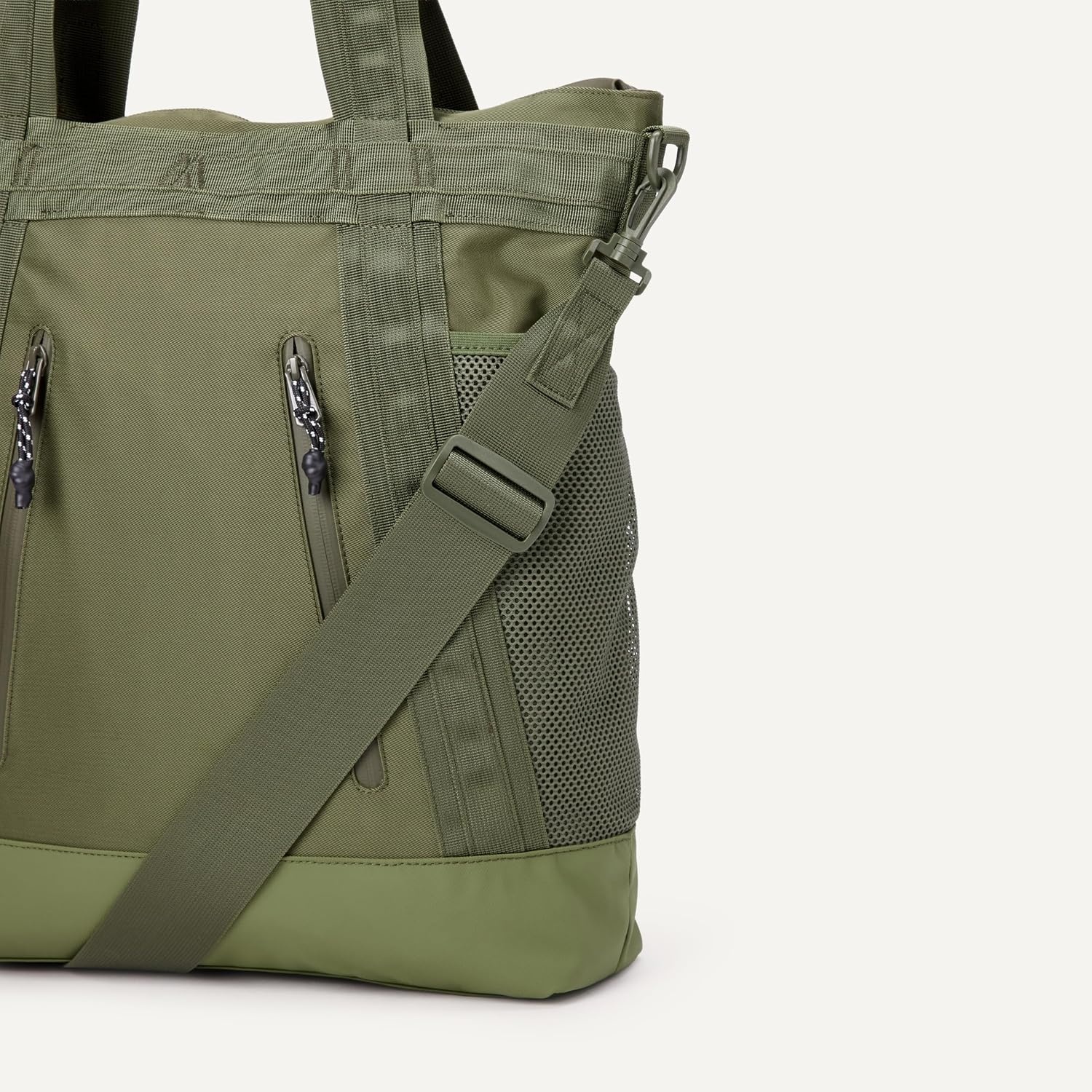 image:imageAmazon Essentials Unisex Adults Convertible Nylon Backpack Tote with Adjustable Straps for Men and WomenOlive