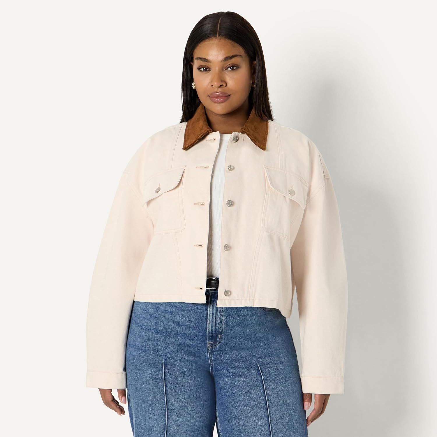 image:imageAmazon Essentials Womens OversizedFit Cropped Heavyweight Denim Jacket with Contrast Corduroy CollarEcru