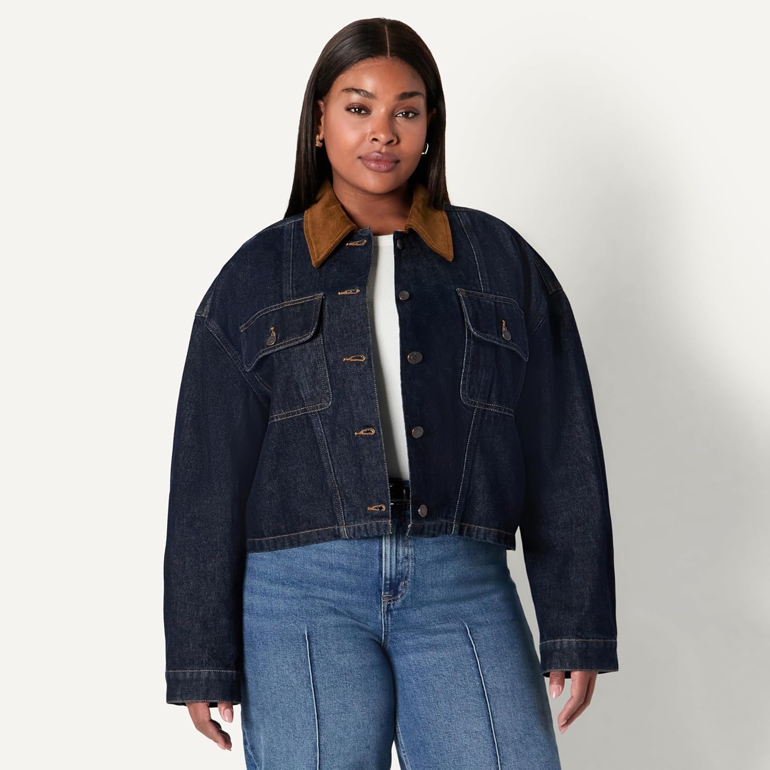 image:imageAmazon Essentials Womens OversizedFit Cropped Heavyweight Denim Jacket with Contrast Corduroy CollarRinse