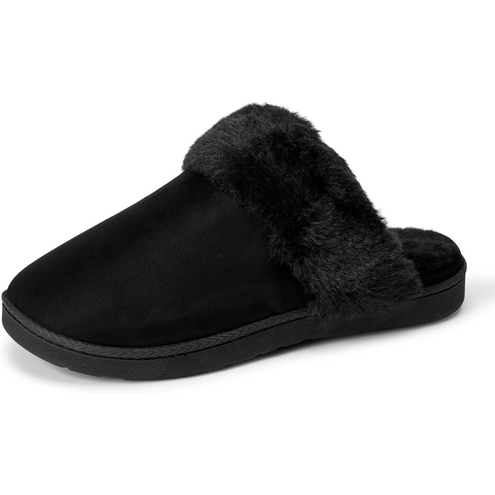 image:imageAmazon Essentials Womens Faux Fur Cozy SlippersBlack
