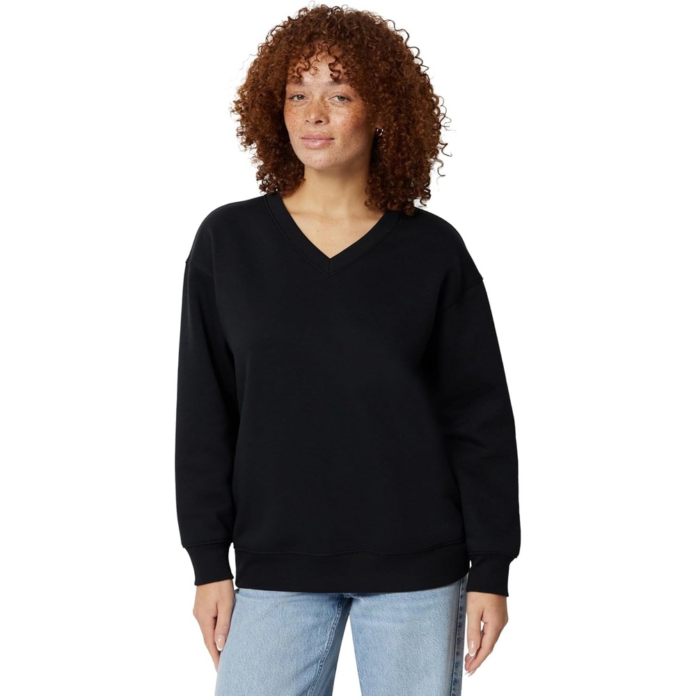 image:imageAmazon Essentials Womens Oversized VNeck Fleece Pullover SweatshirtBlack