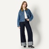 Amazon Essentials Women’s Oversized-Fit Cropped Heavyweight Denim Jacket with Contrast Corduroy Collar(Medium Blue Vintage)