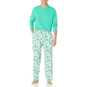 Amazon Essentials Men’s 100% Cotton Flannel Pant and Long-Sleeve T-Shirt Pajama Set(Ecru Festive Tree)