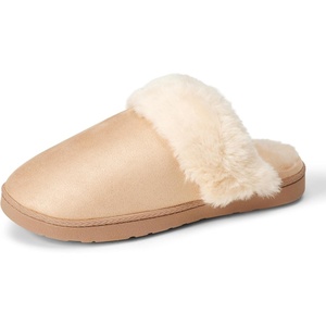 Amazon Essentials Women’s Faux Fur Cozy Slippers(Sand)
