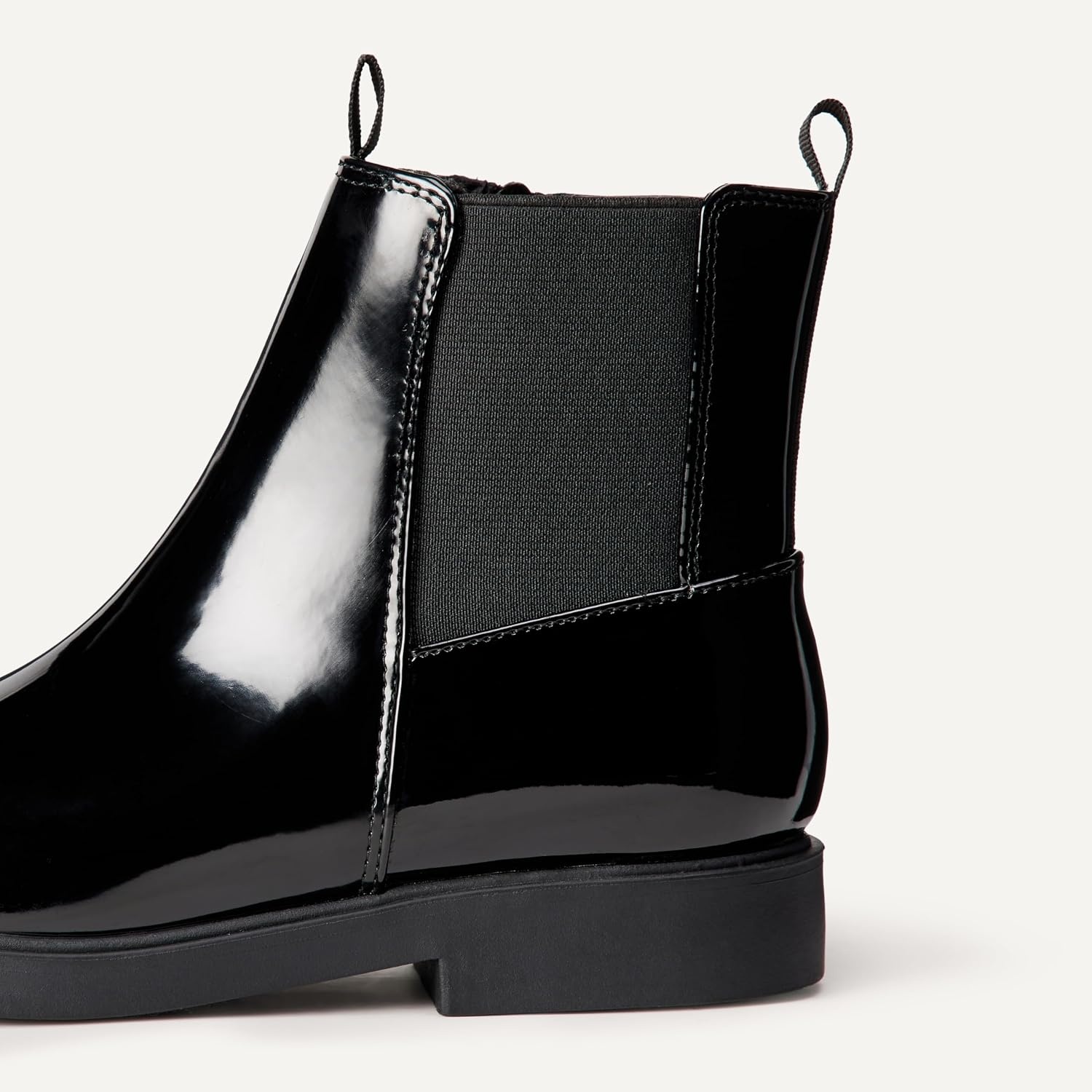 image:imageAmazon Essentials Girls Chelsea Ankle BootsBlack Patent