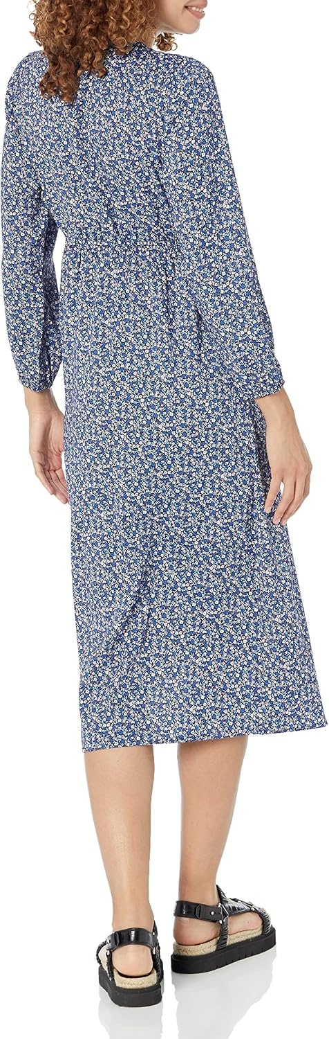 image:imageAmazon Essentials Womens Lightweight Georgette Long Sleeve VNeck Wrap Midi Dress Fit and FlareBlue Ditsy Floral