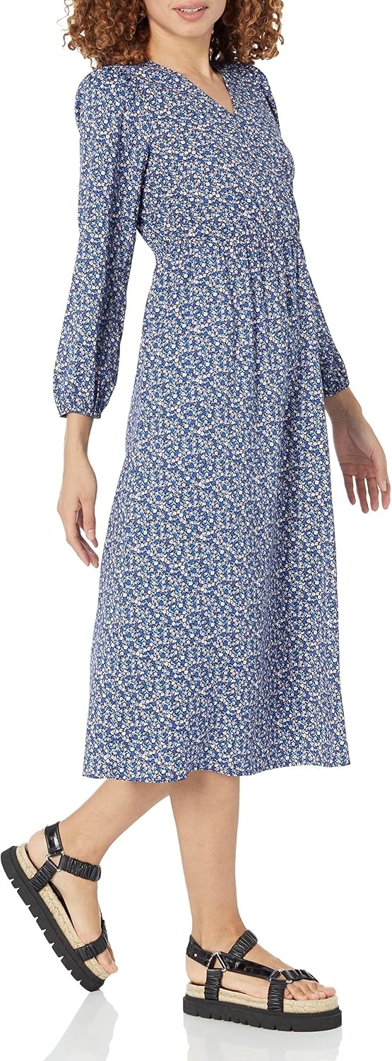 image:imageAmazon Essentials Womens Lightweight Georgette Long Sleeve VNeck Wrap Midi Dress Fit and FlareBlue Ditsy Floral