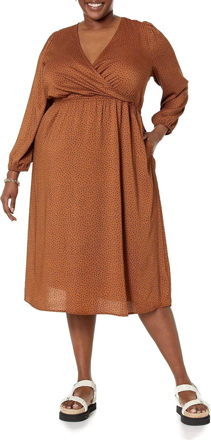 image:imageAmazon Essentials Womens Lightweight Georgette Long Sleeve VNeck Wrap Midi Dress Fit and FlareDark Chestnut Brown Diamond