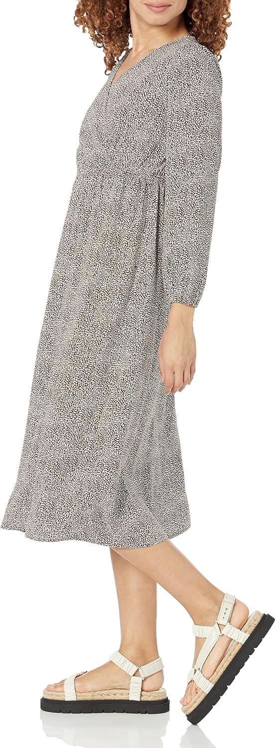 image:imageAmazon Essentials Womens Lightweight Georgette Long Sleeve VNeck Wrap Midi Dress Fit and FlareEspresso Leopard