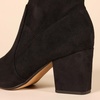 Amazon Essentials Women’s Fitted Stretch Ankle Heel Boots with Pointed Toe(Black Microsuede)