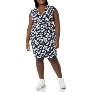 Amazon Essentials Women’s Classic Cap Sleeve Wrap Dress with V Neck, Pleated Waist (Available in Plus Size)(Navy Flowers)