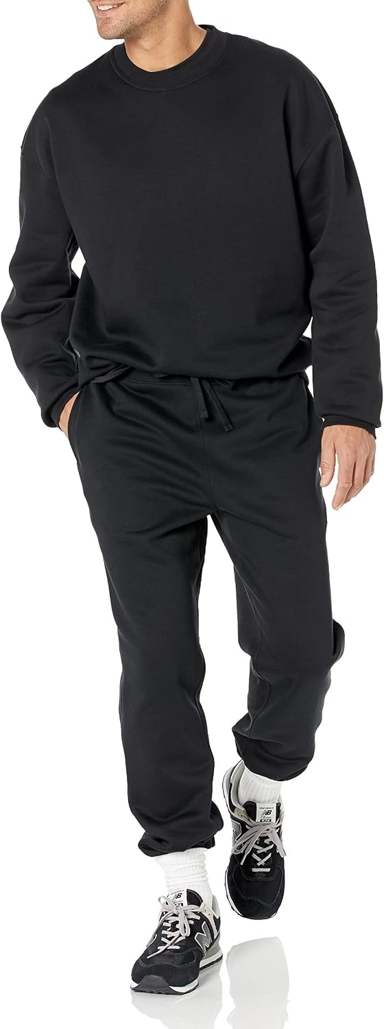 image:imageAmazon Essentials Mens OversizedFit Crewneck Sweatshirt Midweight Casual Available in Big amp TallBlack