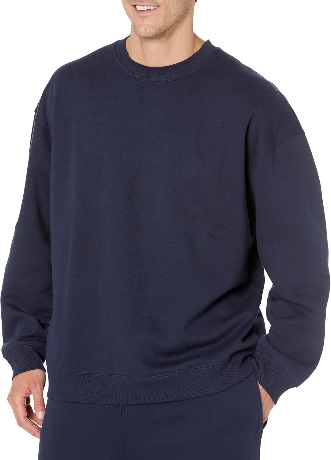 image:imageAmazon Essentials Mens OversizedFit Crewneck Sweatshirt Midweight Casual Available in Big amp TallNavy