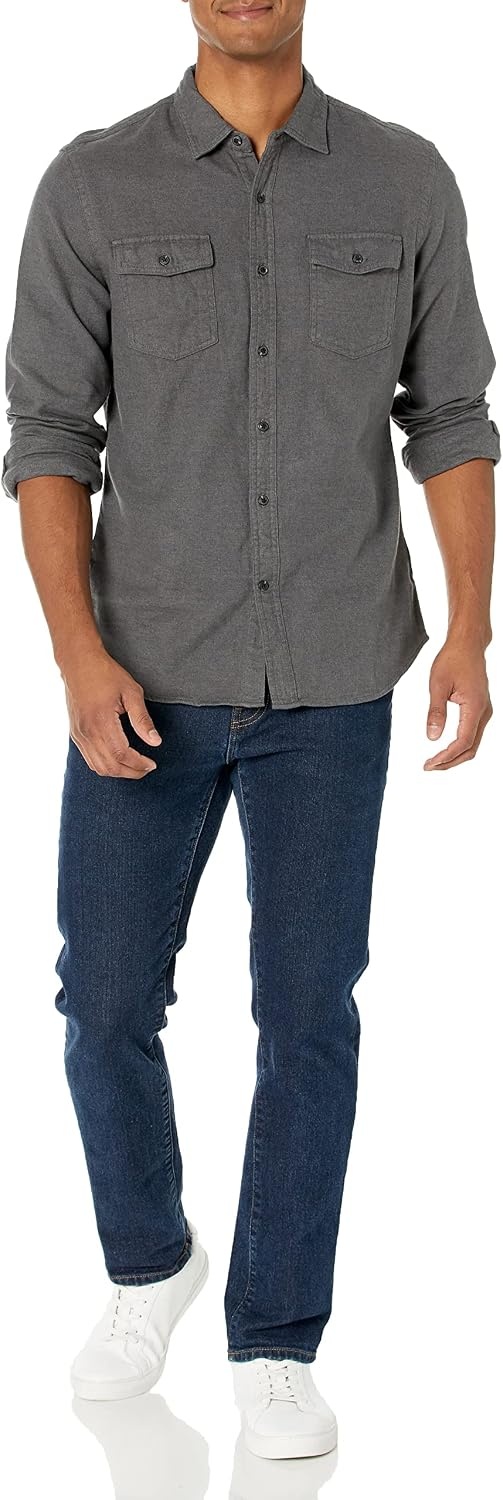 image:imageAmazon Essentials Mens SlimFit Flannel LongSleeve Button Down Shirt TwoPocket 100 Cotton PlaidCharcoal Heather