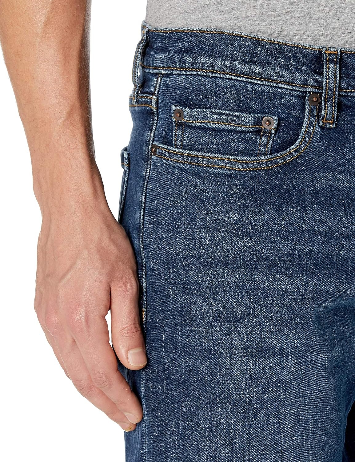 image:imageAmazon Essentials Mens StraightFit Stretch Jean LightStretch DenimDark Blue Vintage