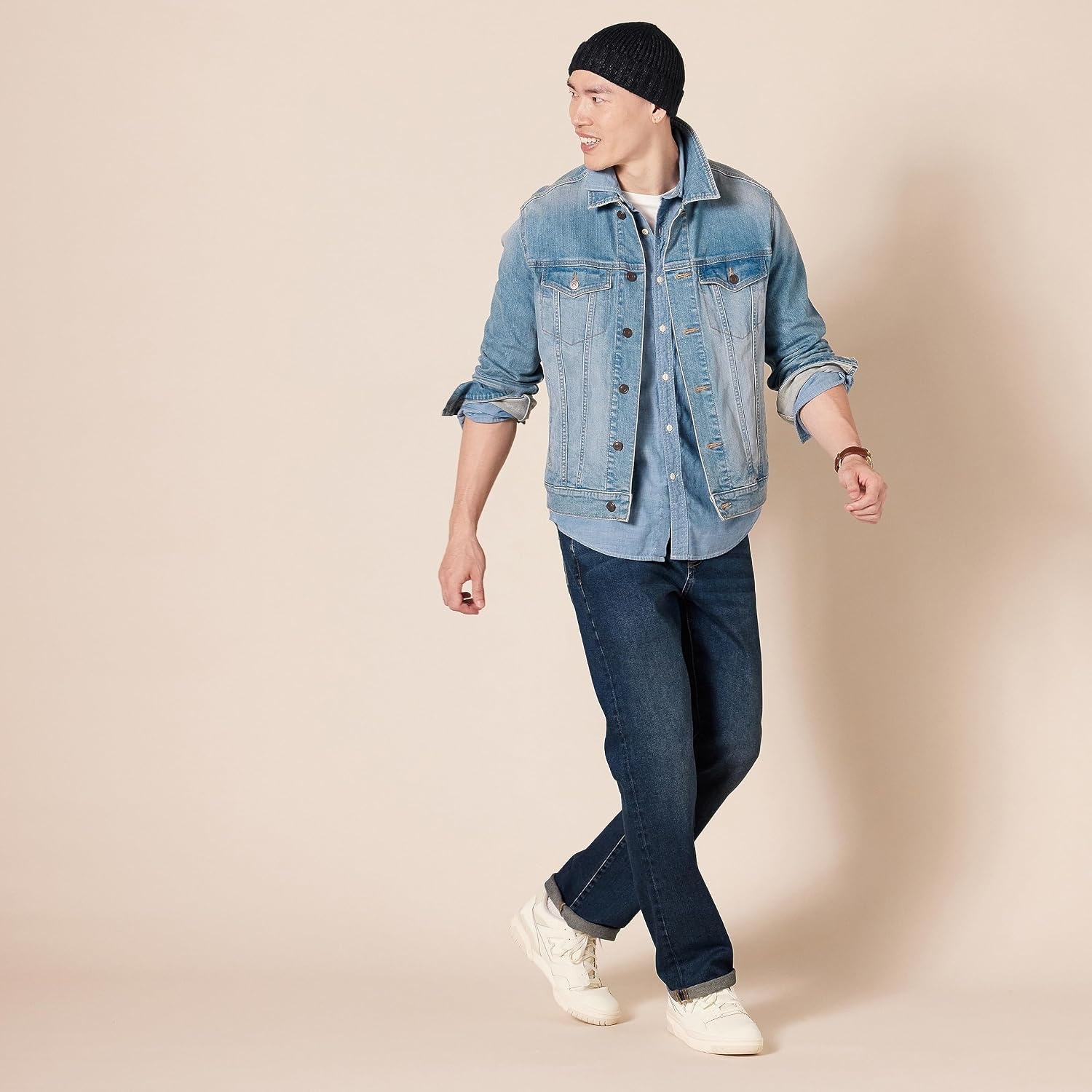 image:imageAmazon Essentials Mens StraightFit Stretch Jean LightStretch DenimDark Wash