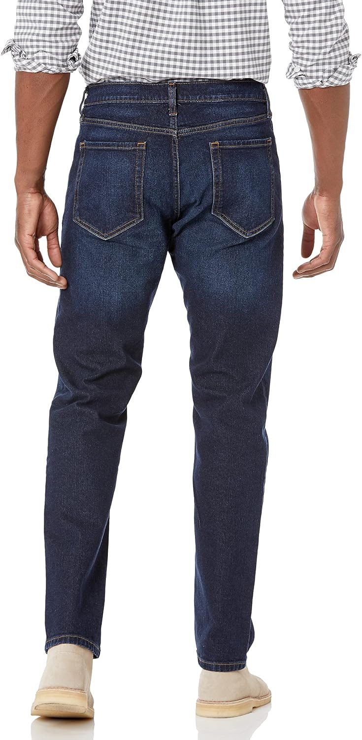 image:imageAmazon Essentials Mens StraightFit Stretch Jean LightStretch DenimIndigo Wash
