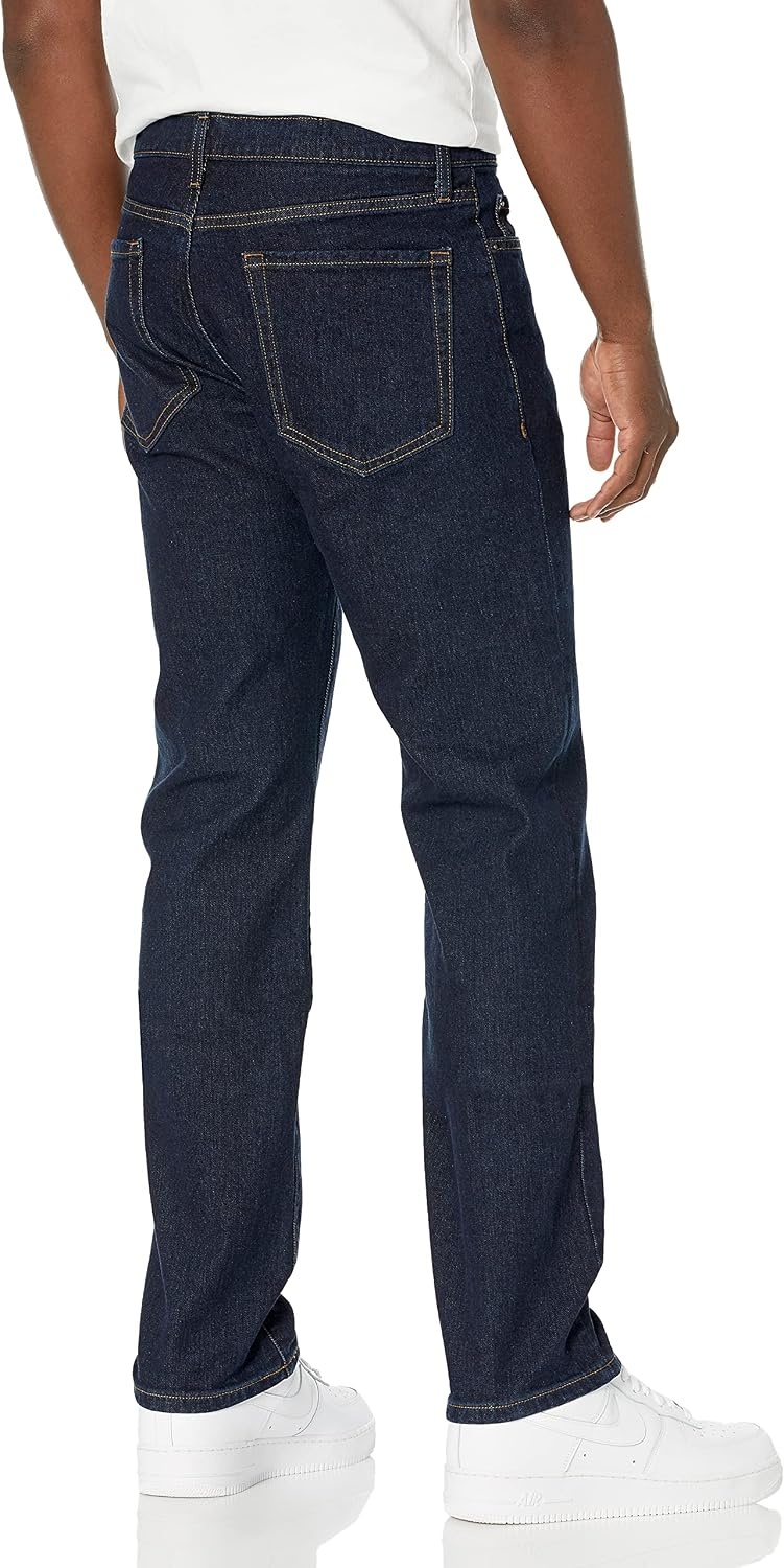 image:imageAmazon Essentials Mens StraightFit Stretch Jean LightStretch DenimRinsed