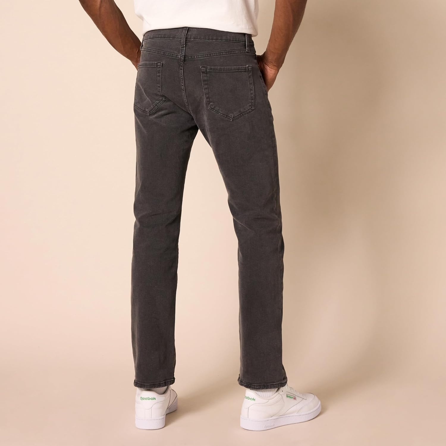 image:imageAmazon Essentials Mens StraightFit Stretch Jean LightStretch DenimWashed Black