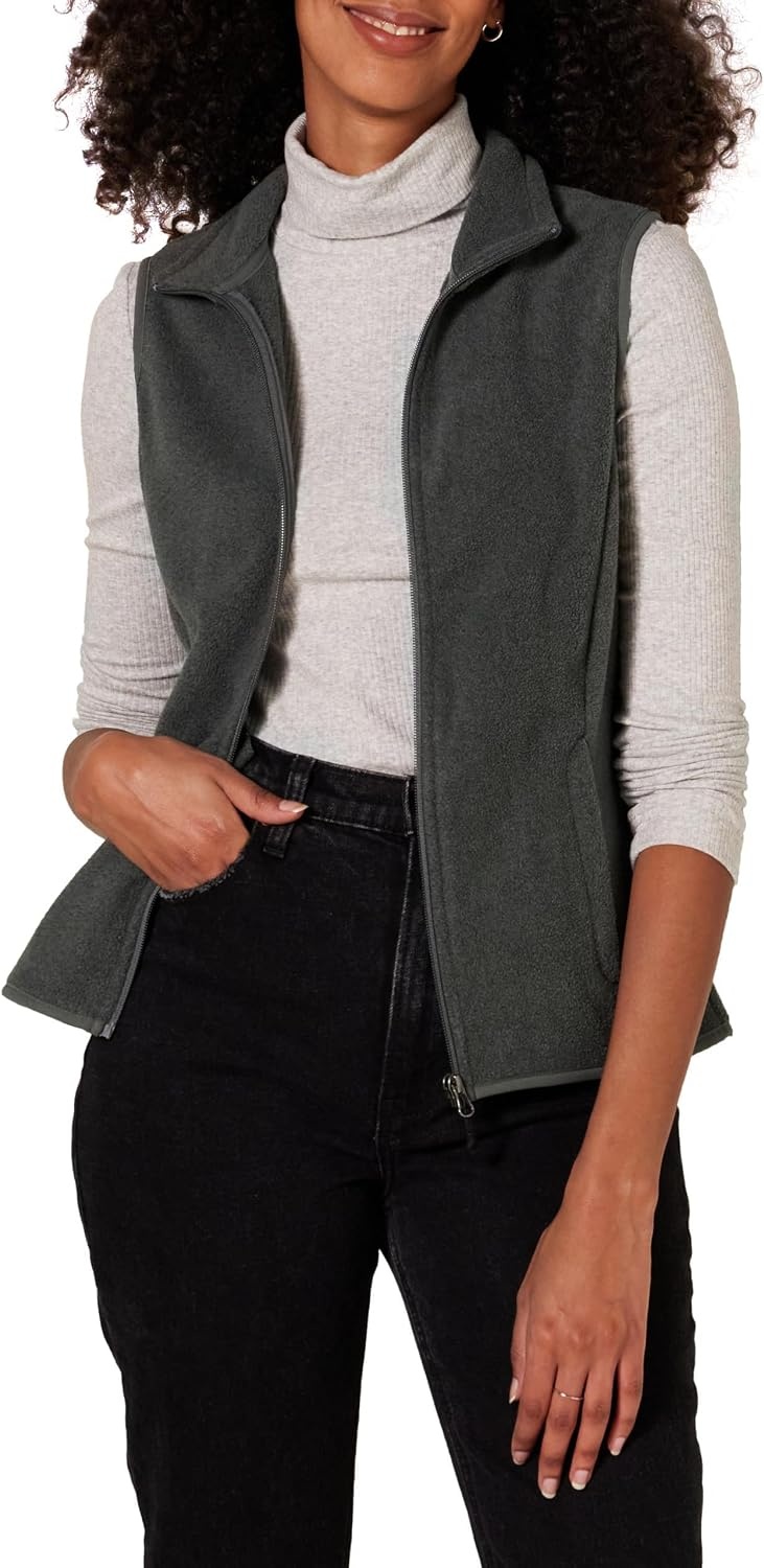 image:imageAmazon Essentials Womens ClassicFit Sleeveless Polar Soft Fleece Vest with Zip Pockets Available in Plus SizeCharcoal Heather