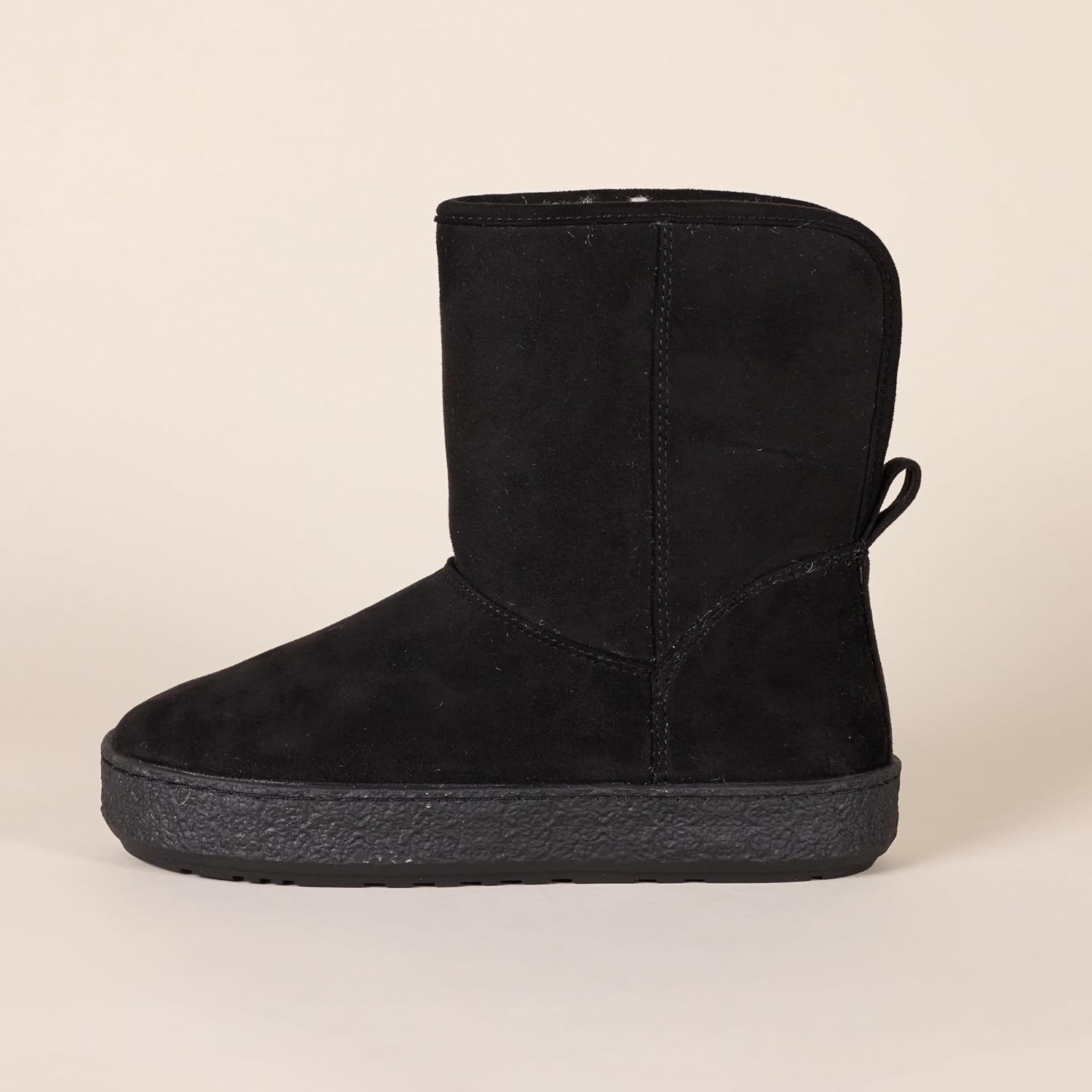 image:imageAmazon Essentials Womens Faux Fur Lined Shearling Boots PullOn DesignBlack Microsuede