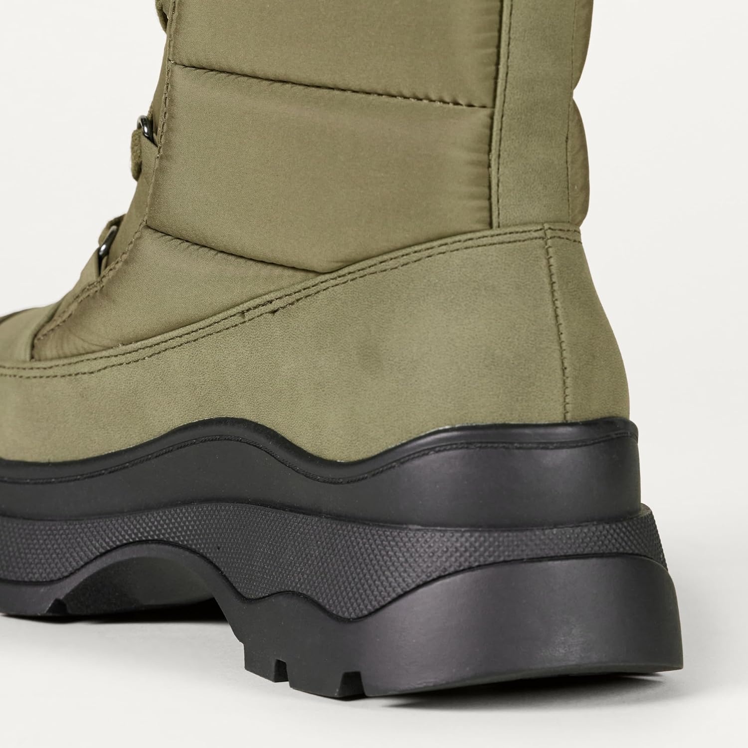 image:imageAmazon Essentials Womens Lace Up Puffer Snow Boots with Chunky HeelOlive