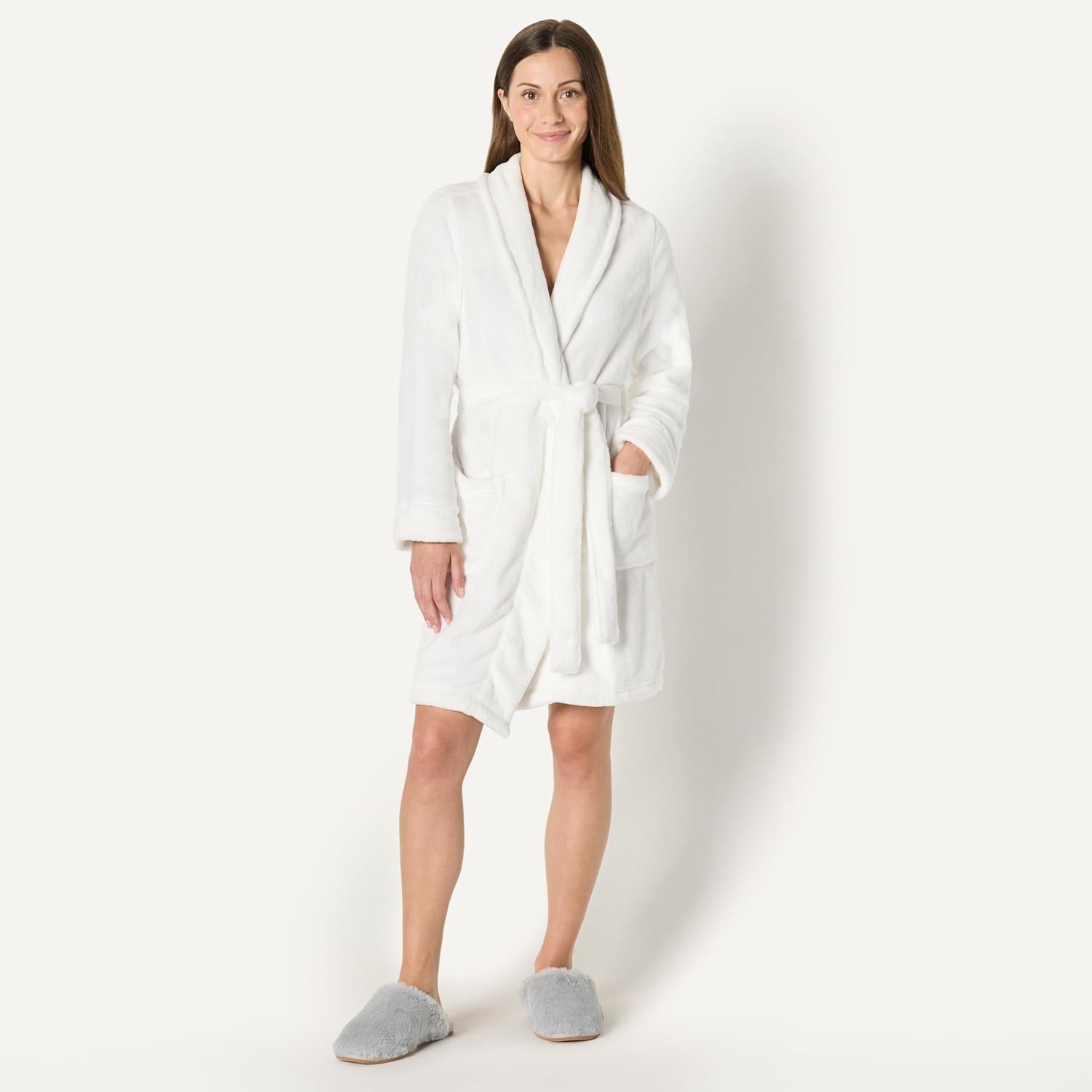 image:imageAmazon Essentials Womens MidLength Plush Bath Robe Loungewear Available in Plus SizeWhite