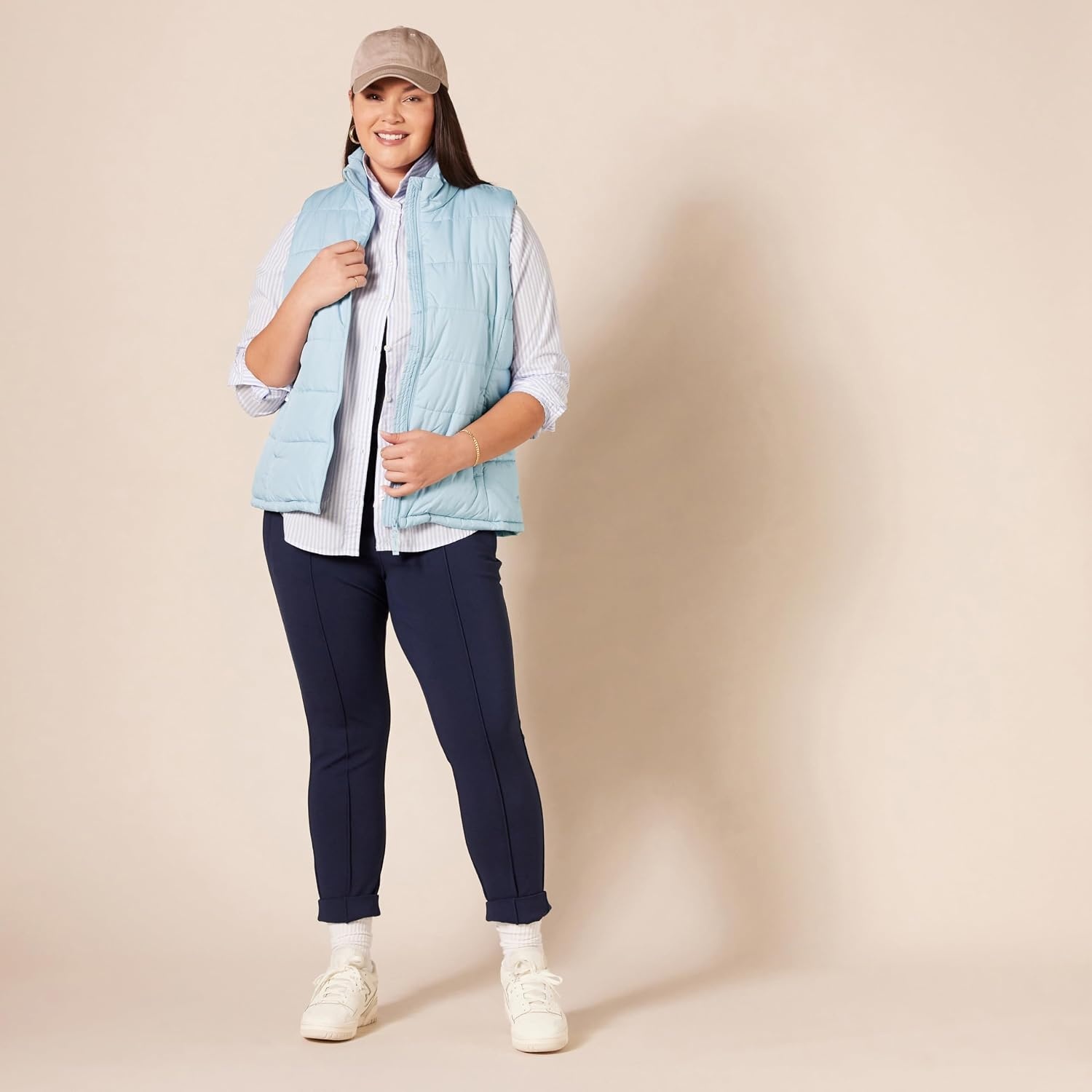 image:imageAmazon Essentials Womens MidWeight Puffer VestDusty Blue