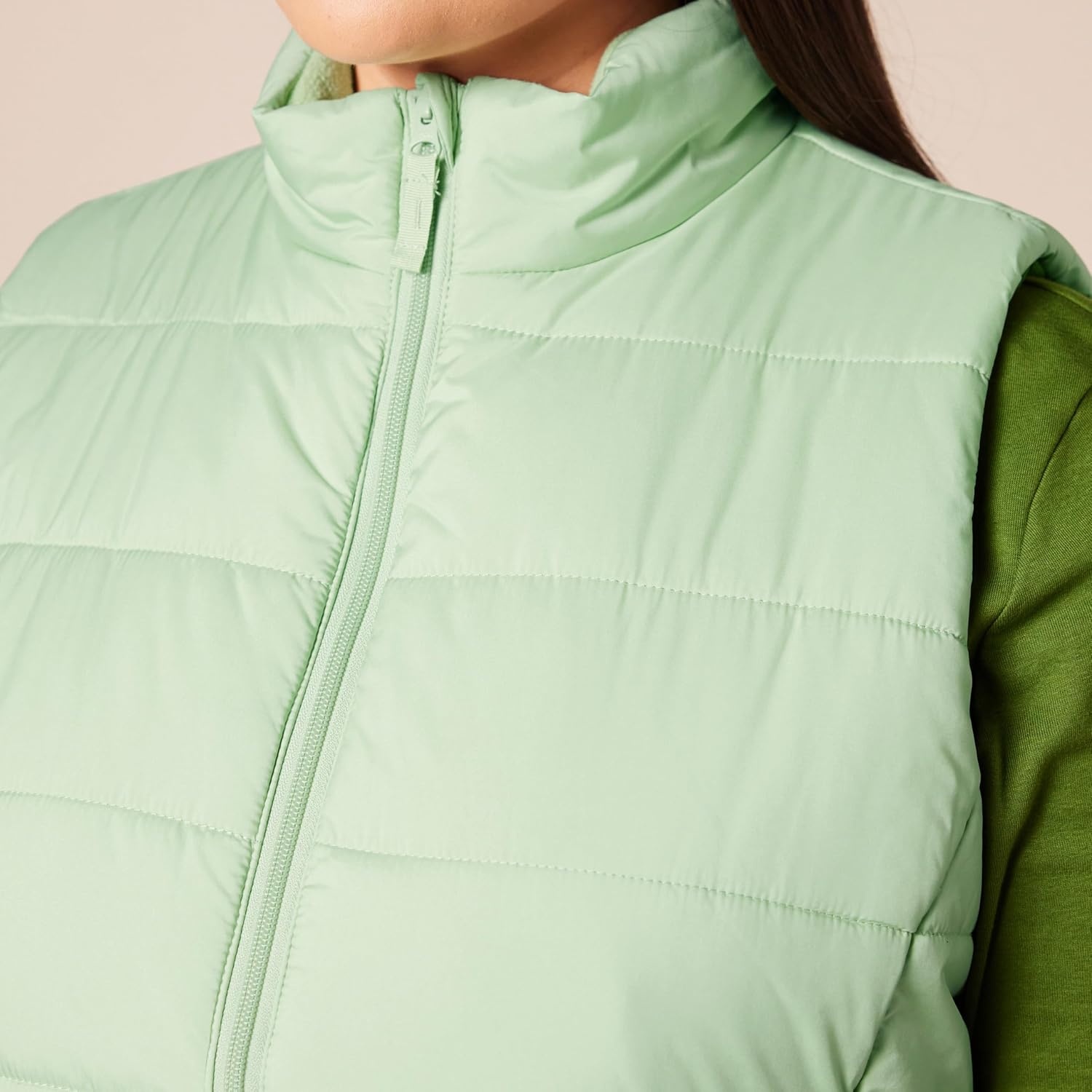 image:imageAmazon Essentials Womens MidWeight Puffer VestSage Green