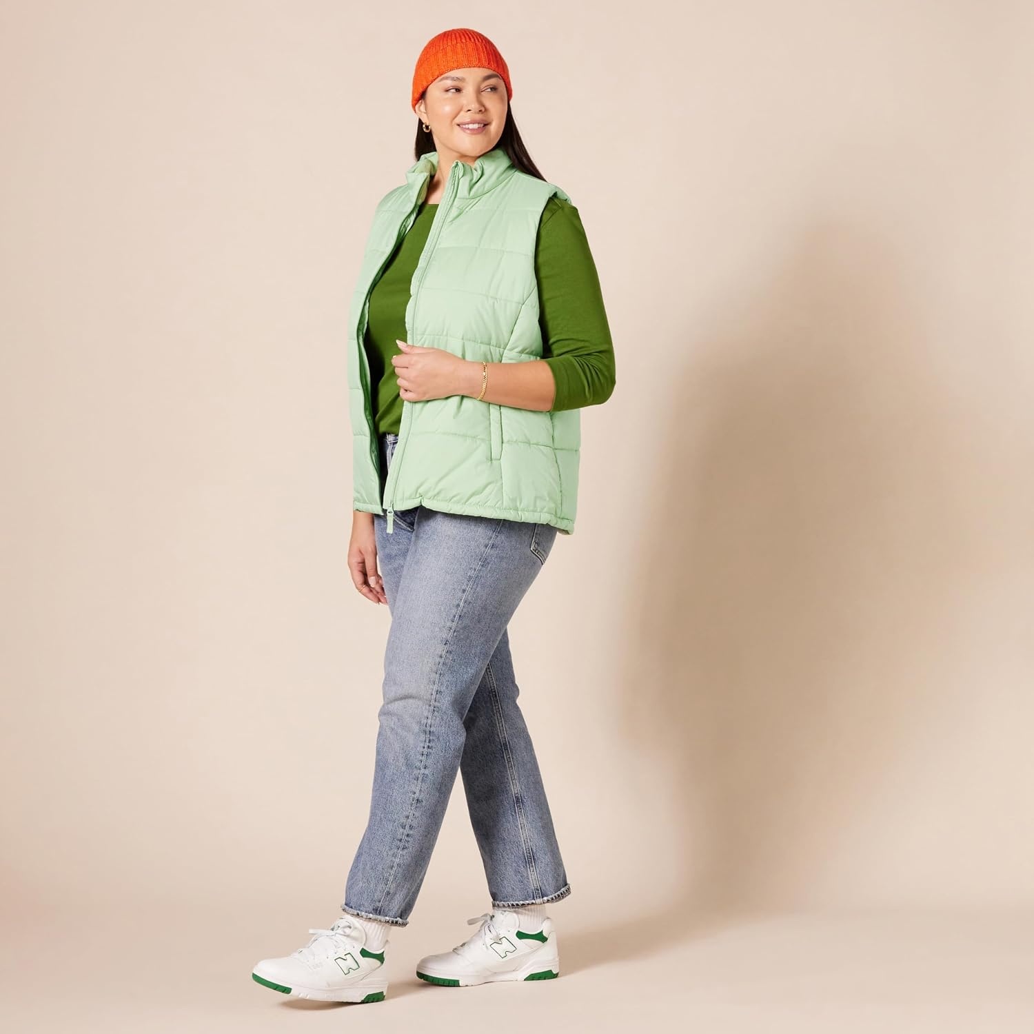 image:imageAmazon Essentials Womens MidWeight Puffer VestSage Green