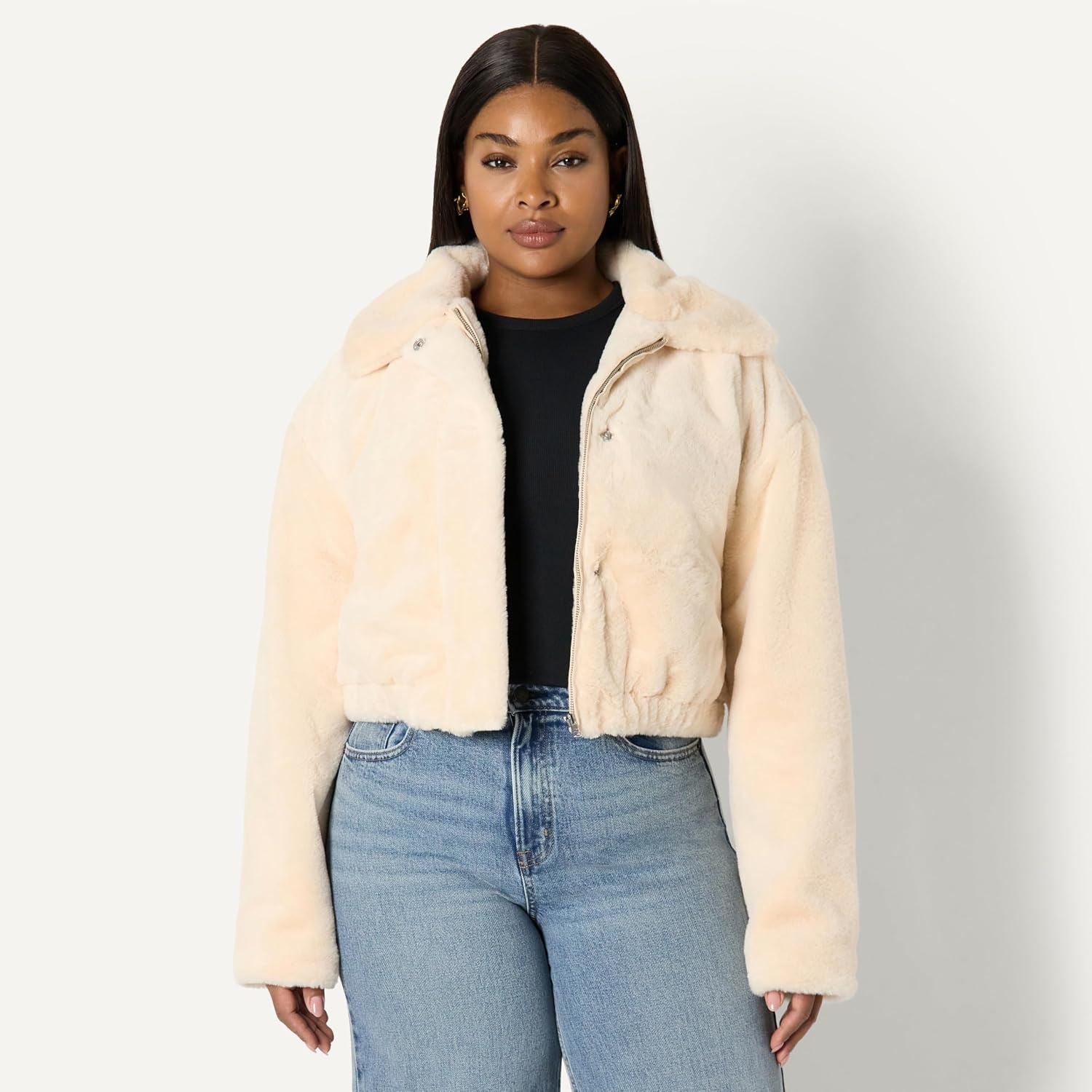 image:imageAmazon Essentials Womens OversizedFit Cropped Faux Fur Jacket with CollarCream