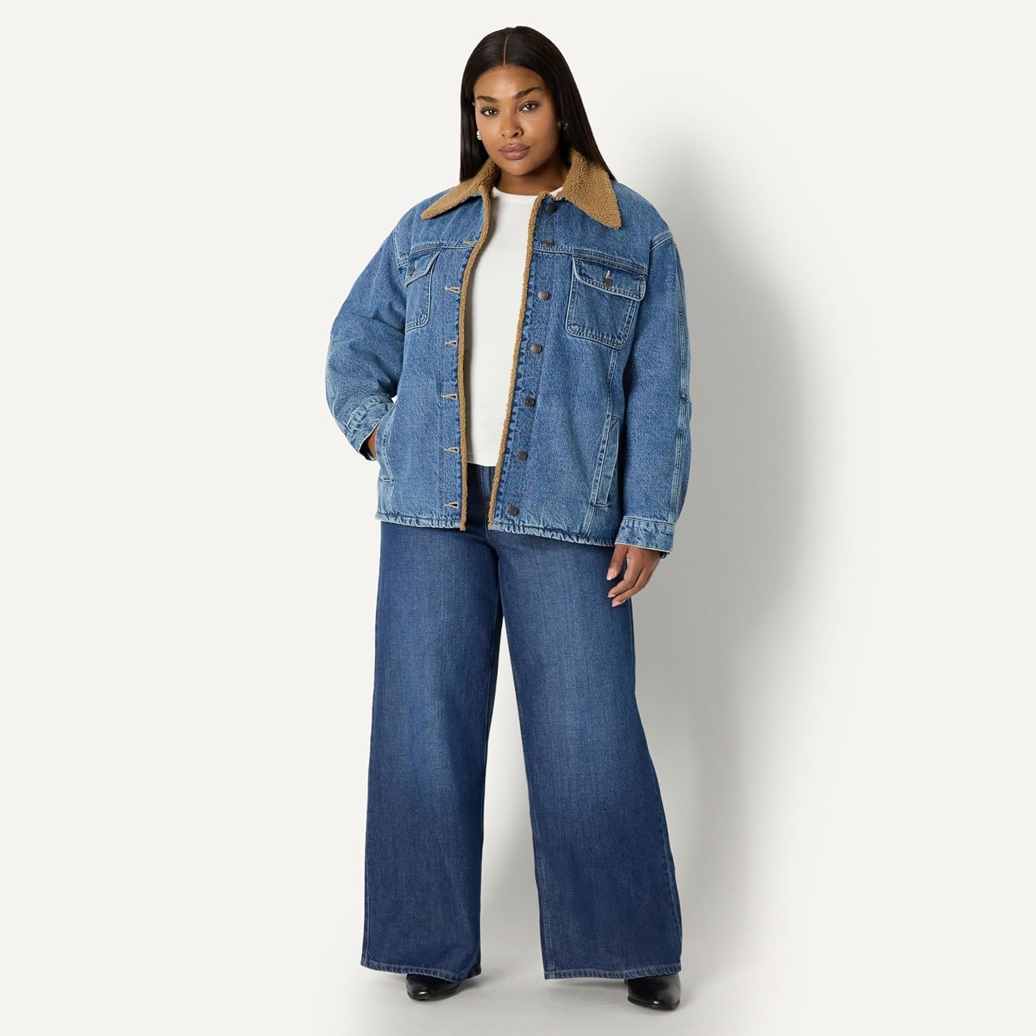 image:imageAmazon Essentials Womens OversizedFit Denim Jacket with Faux Shearling Collar and Lining HeavyweightMedium Blue Vintage