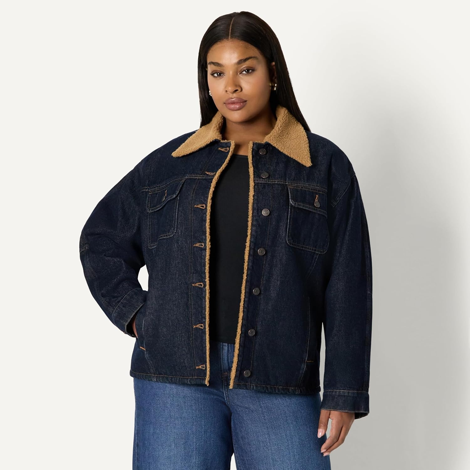 image:imageAmazon Essentials Womens OversizedFit Denim Jacket with Faux Shearling Collar and Lining HeavyweightRinse