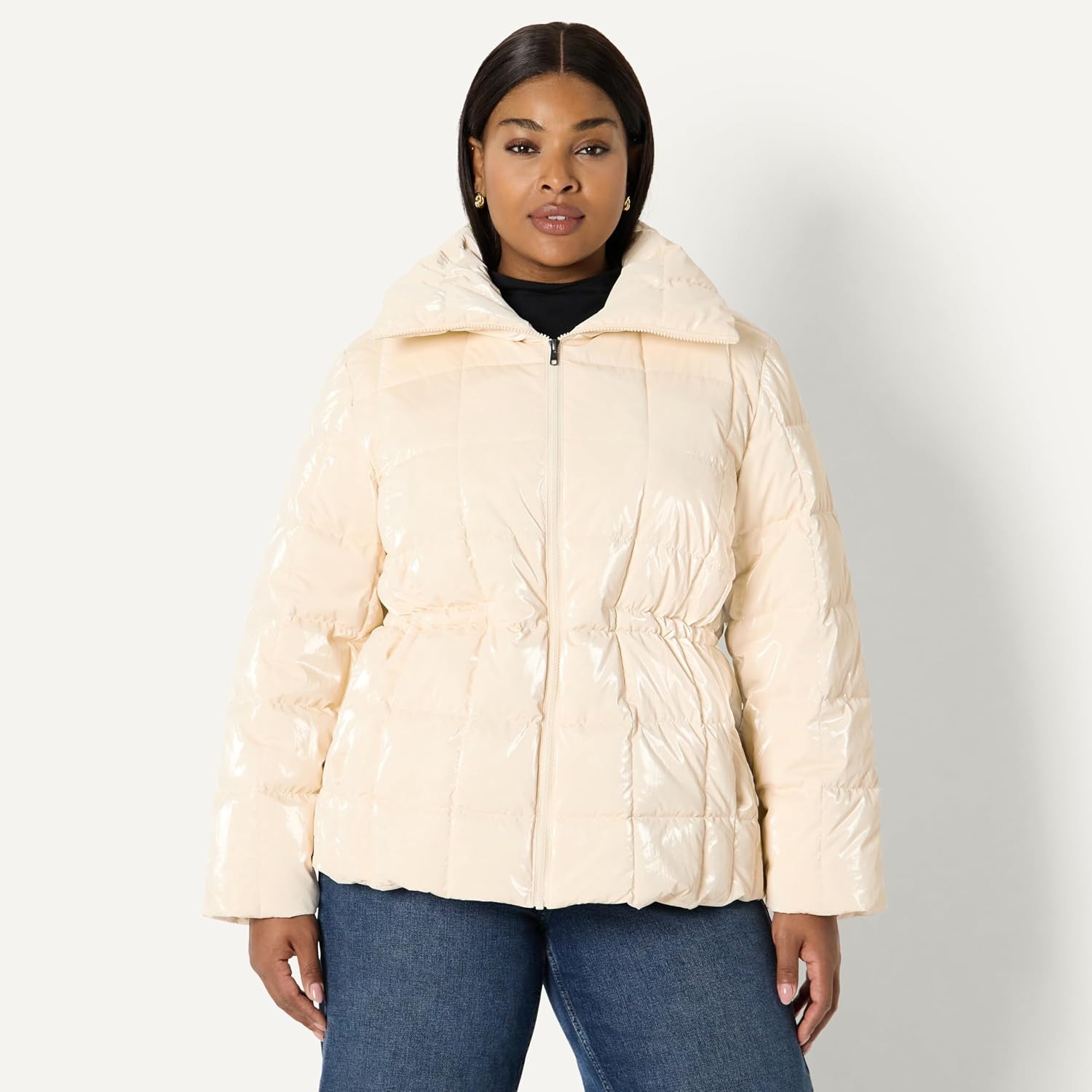 image:imageAmazon Essentials Womens OversizedFit Square Quilted Puffer Jacket with Adjustable Waist Zip Front Side PocketsCream