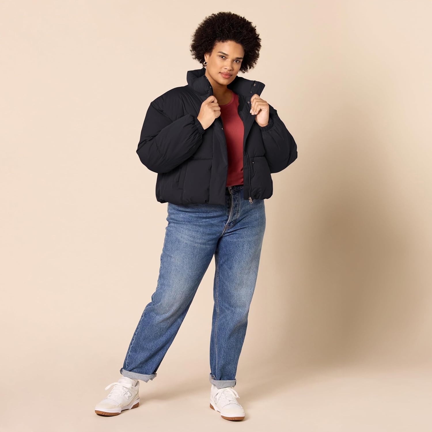 image:imageAmazon Essentials Womens Relaxed Fit Cropped FullZip Puffer Jacket with Snap Closure Quilted Matte or Sherpa FleeceBlack