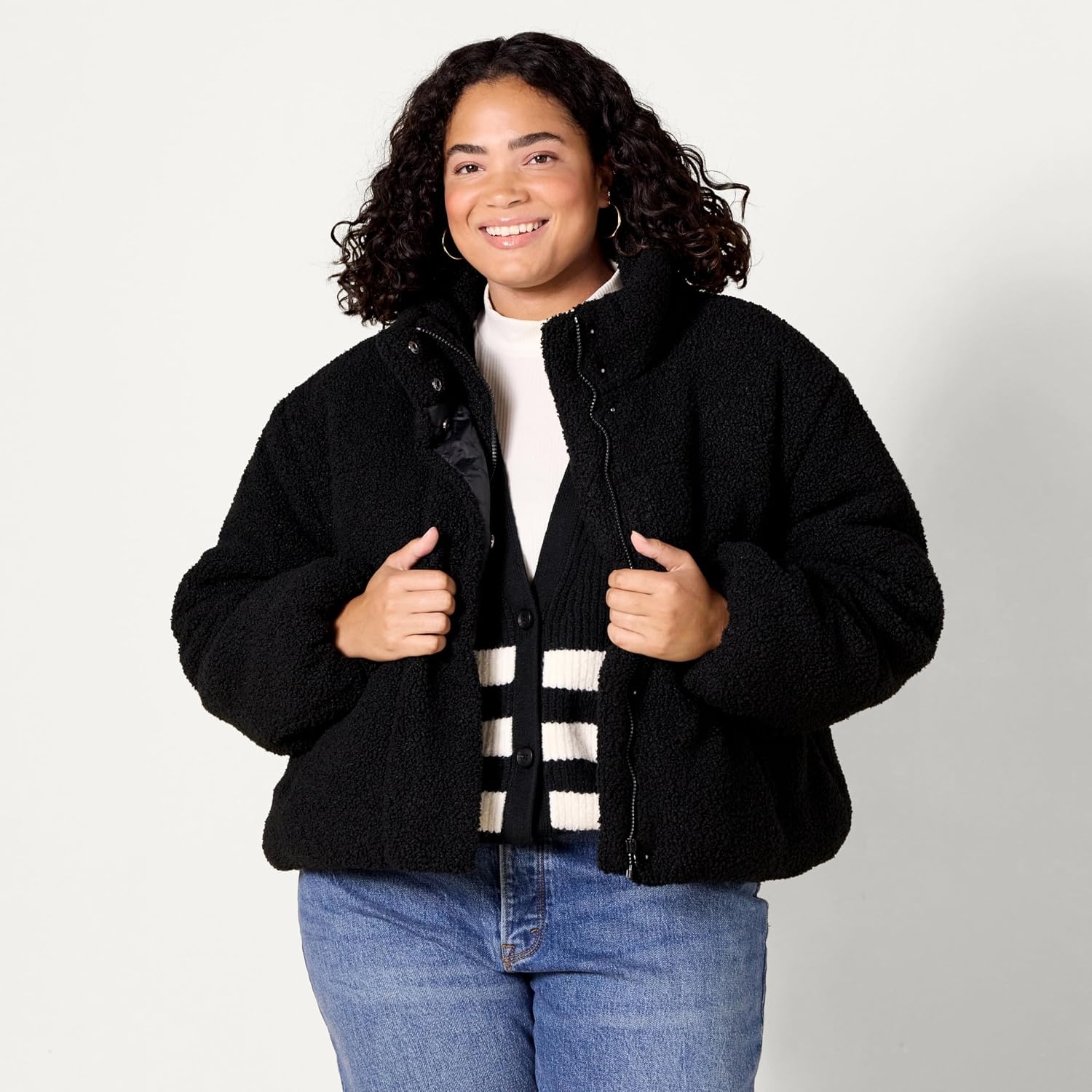 image:imageAmazon Essentials Womens Relaxed Fit Cropped FullZip Puffer Jacket with Snap Closure Quilted Matte or Sherpa FleeceBlack Teddy Sherpa