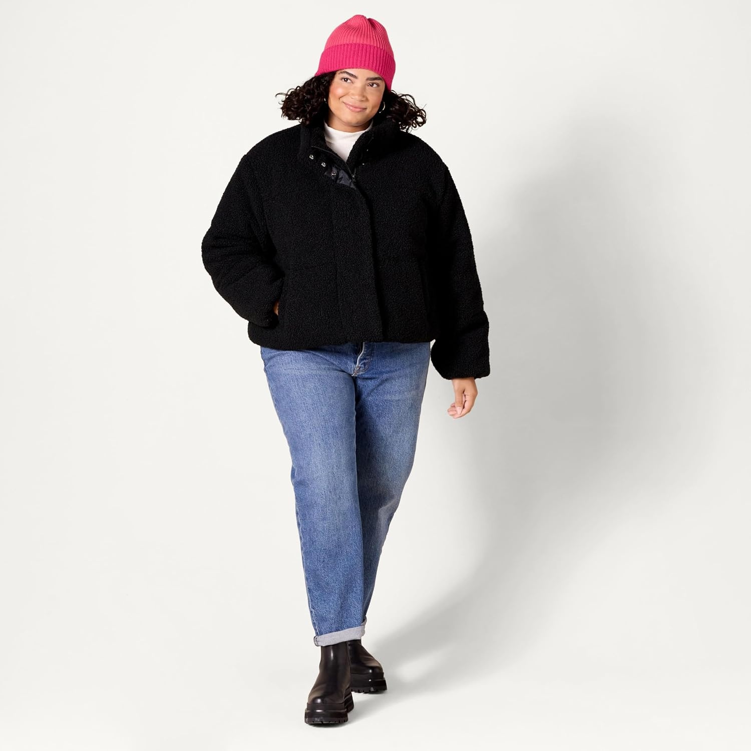 image:imageAmazon Essentials Womens Relaxed Fit Cropped FullZip Puffer Jacket with Snap Closure Quilted Matte or Sherpa FleeceBlack Teddy Sherpa