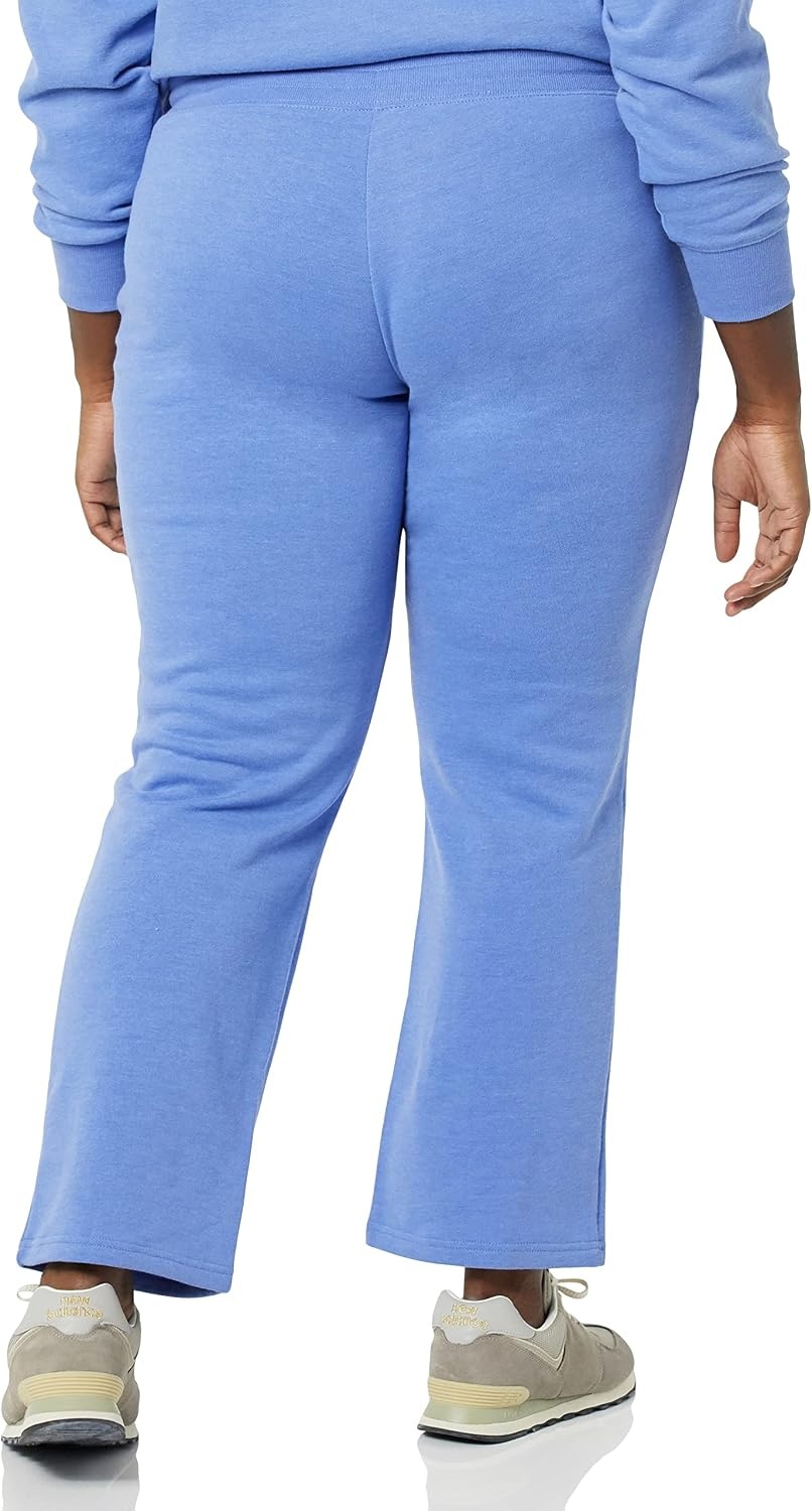 image:imageAmazon Essentials Womens Straight Leg Fleece Sweatpants with Drawstring Available in Plus SizeBlue