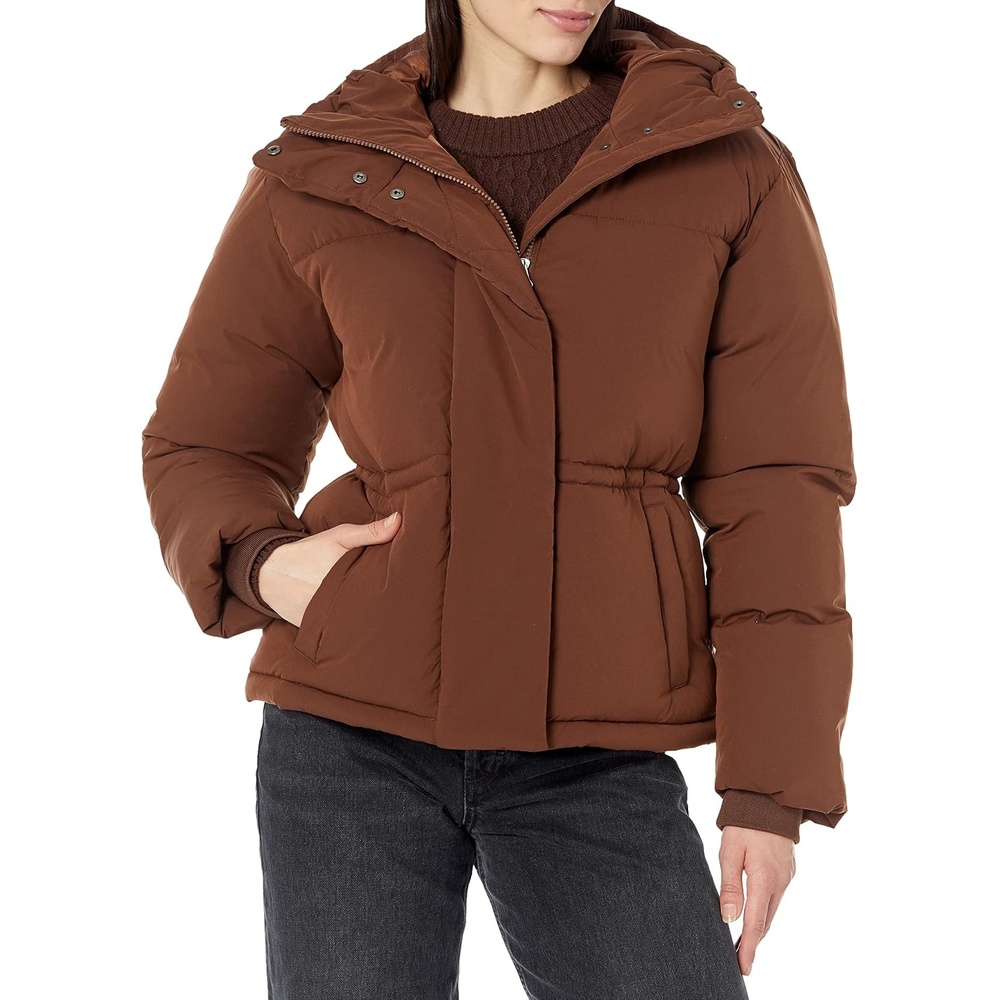 image:imageAmazon Essentials Womens Short Waisted Puffer Jacket Available in Plus SizeDeep Brown