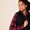 Amazon Essentials Women’s Classic-Fit Sleeveless Polar Soft Fleece Vest with Zip Pockets (Available in Plus Size)(Black)