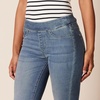 Amazon Essentials Women’s Skinny Fit Mid-Rise Stretch Pull-On Jegging with Pockets(New Light Wash)