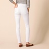 Amazon Essentials Women’s Skinny Fit Mid-Rise Stretch Pull-On Jegging with Pockets(White)