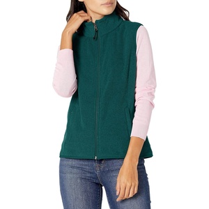 Amazon Essentials Women’s Classic-Fit Sleeveless Polar Soft Fleece Vest with Zip Pockets (Available in Plus Size)(Deep Pine)
