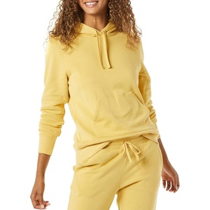Amazon Essentials Women’s Regular-Fit Midweight Fleece Pullover Hoodie with Kangaroo Pocket (Available in Plus Size)(Dark Yellow)